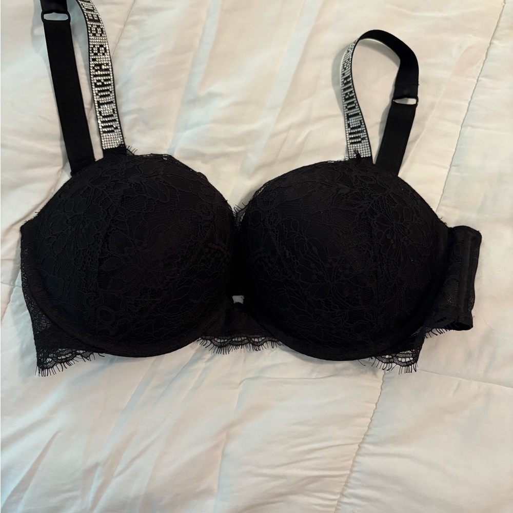 Victoria’s Secret Very Sexy Push-up bra 36D